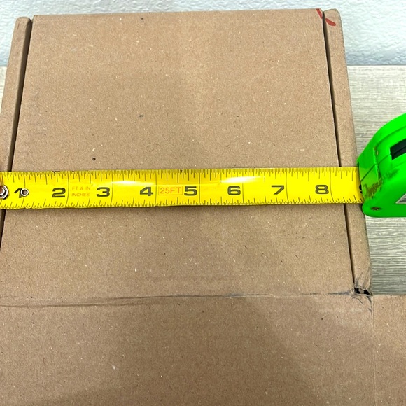 Empty Skims Ship Box I have 2 the Same Size - Picture 5 of 5